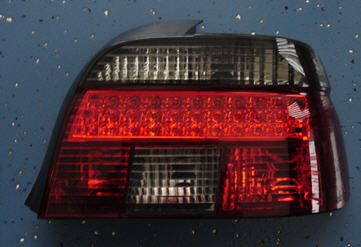 БМВ Е39 фонарь задний внешний левый и правый Комплект с диодными габаритами прозрачный хрусталь красный-тонирован